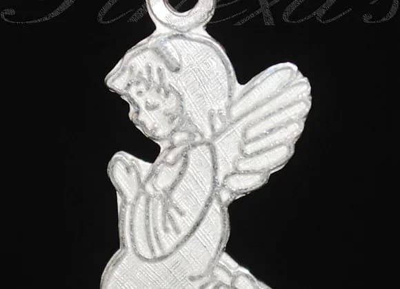 Dije de “Angel orando” Plata 950 2