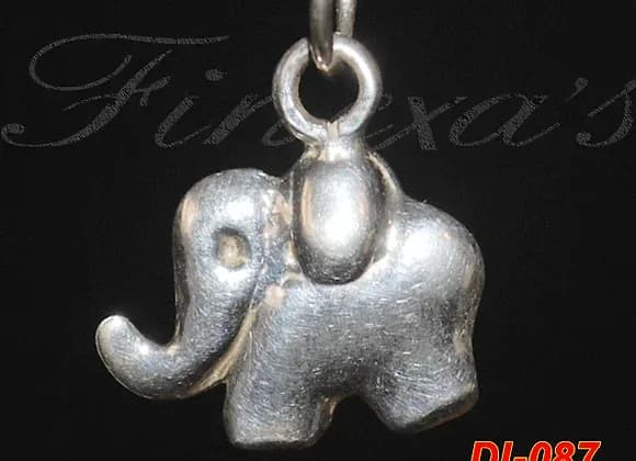 Dije de un “Elefante” Plata 950 2