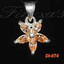 Dije de “Flor con pedreria” Plata 950
