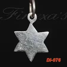 Dije de la “Estrella de david Mod 4” Plata 950
