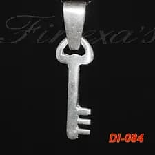 Dije de una “Llave de cerradura antigua” Plata 950